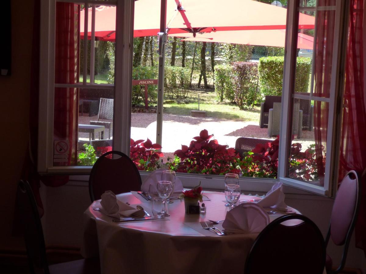 Le Chalet De La Foret Hotel 3 Etoiles Et Restaurant ビアルゾン エクステリア 写真
