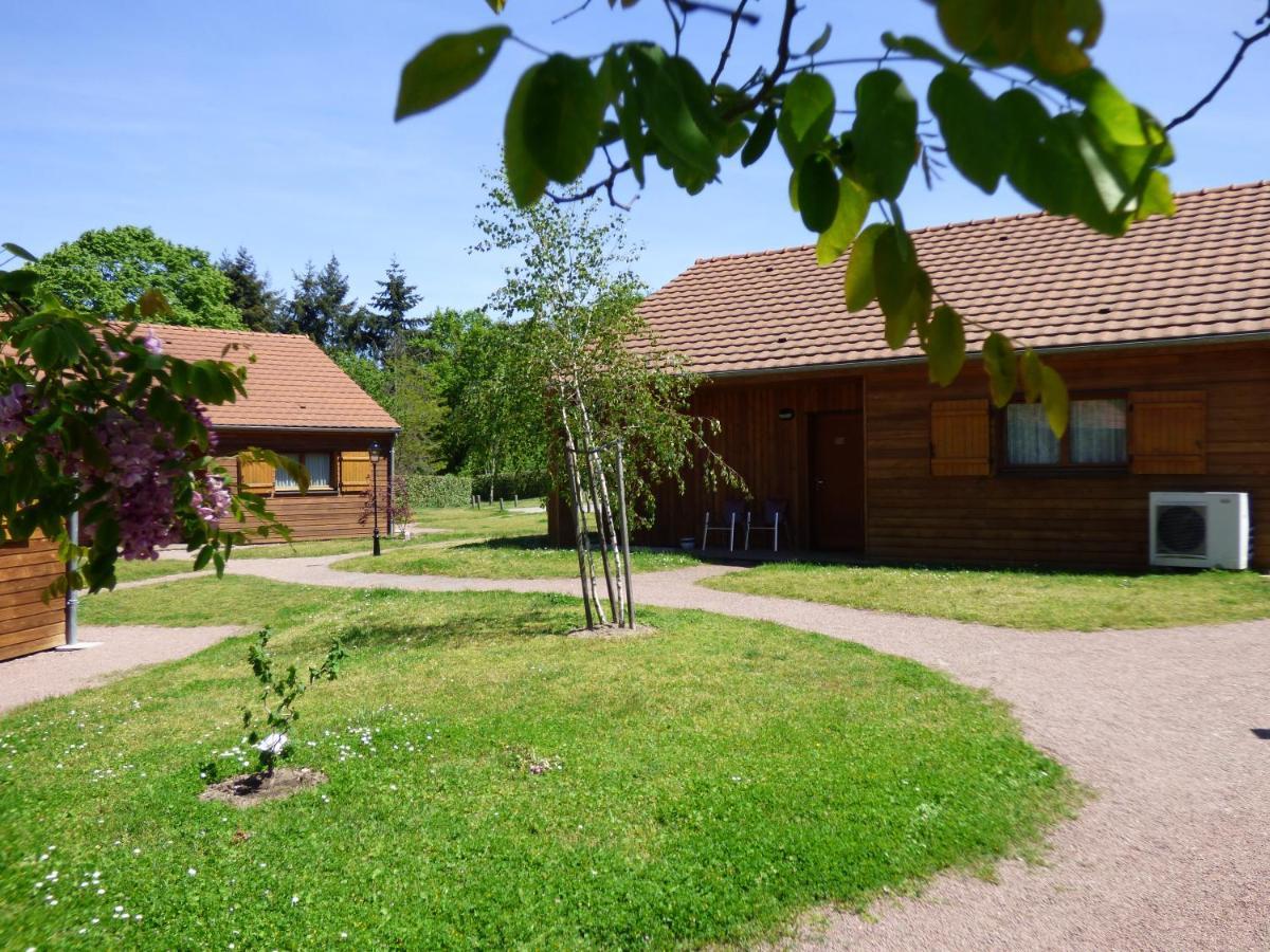 Le Chalet De La Foret Hotel 3 Etoiles Et Restaurant ビアルゾン エクステリア 写真